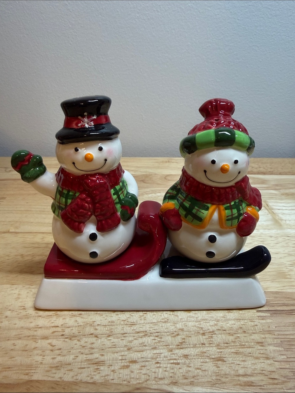Belk Festive Snowman Salt and Pepper Shakers NIB